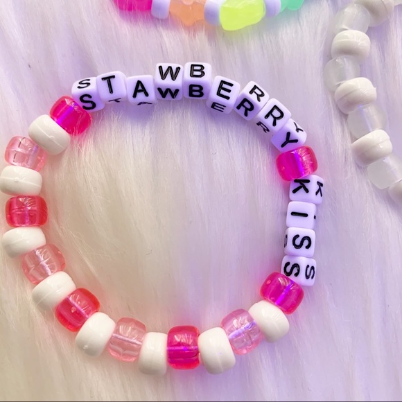 Cotton Kandi  👽  Strawberry Kisses - Picture 3 of 6